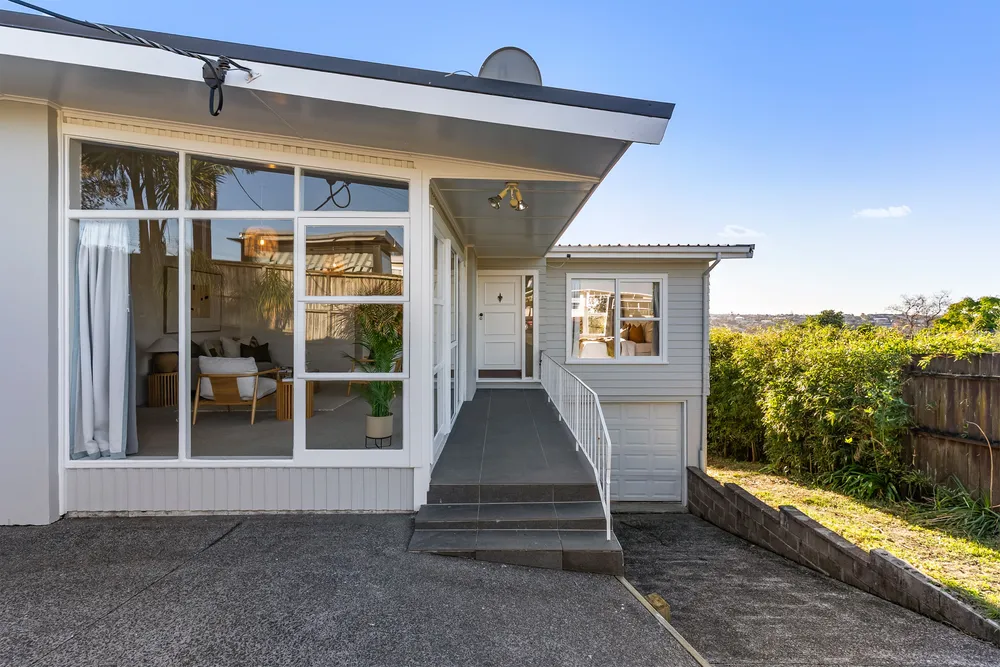 Photos of 141 Ocean View Road