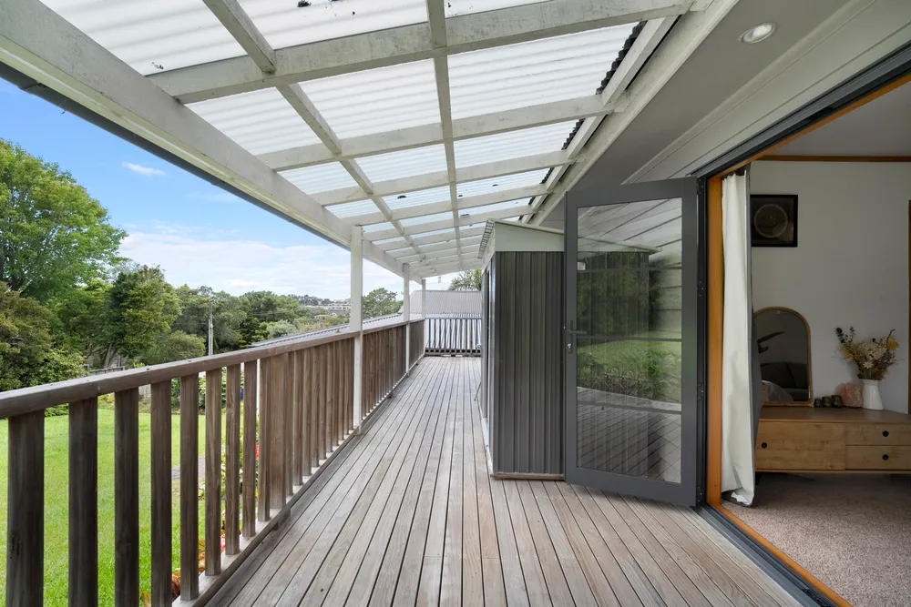 Photos of 33 Nigel Road