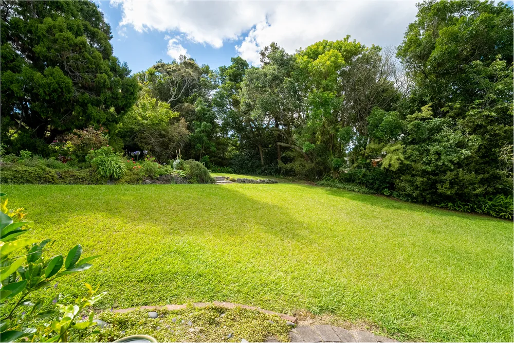 Photos of 33 Nigel Road