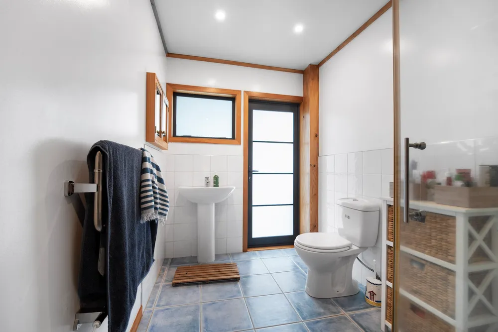 Photos of 33 Nigel Road
