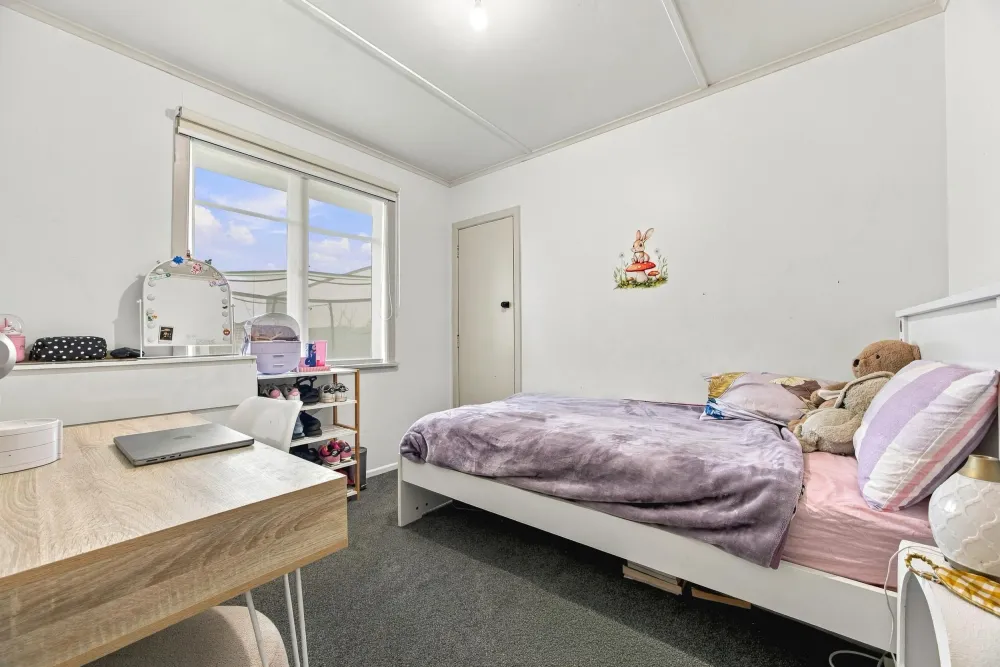 Photos of 18 Couch Street