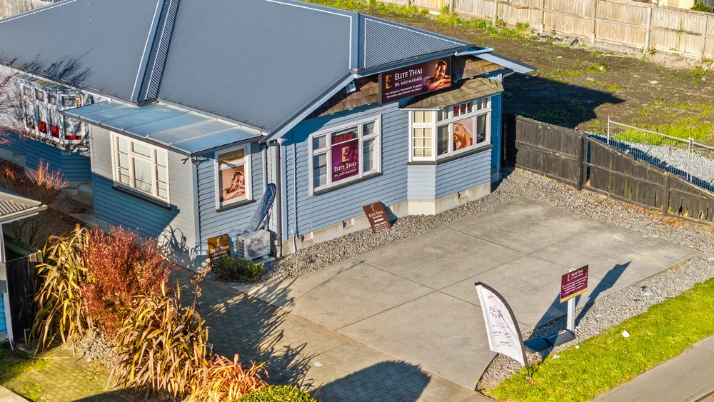 Photos of 188 Harewood Road