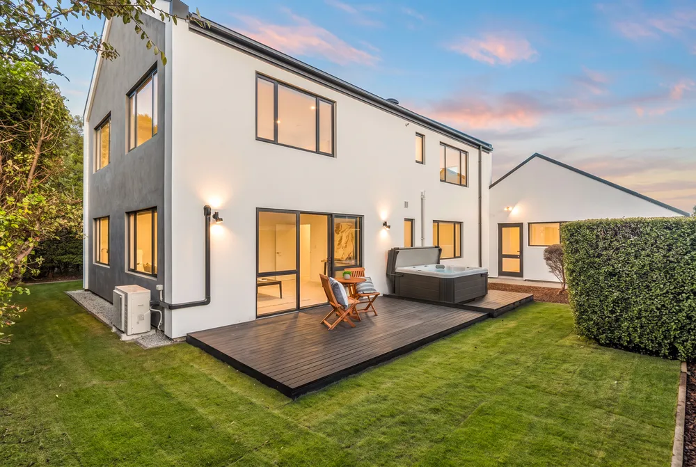 Photos of 188 Harewood Road
