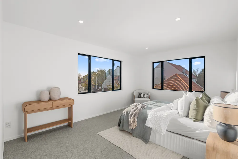 Photos of 188 Harewood Road