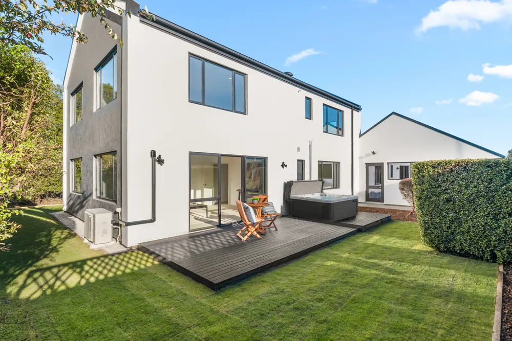 Photos of 188 Harewood Road