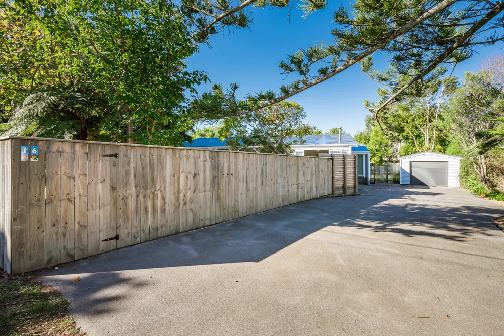 Photos of 16 Wairere Grove