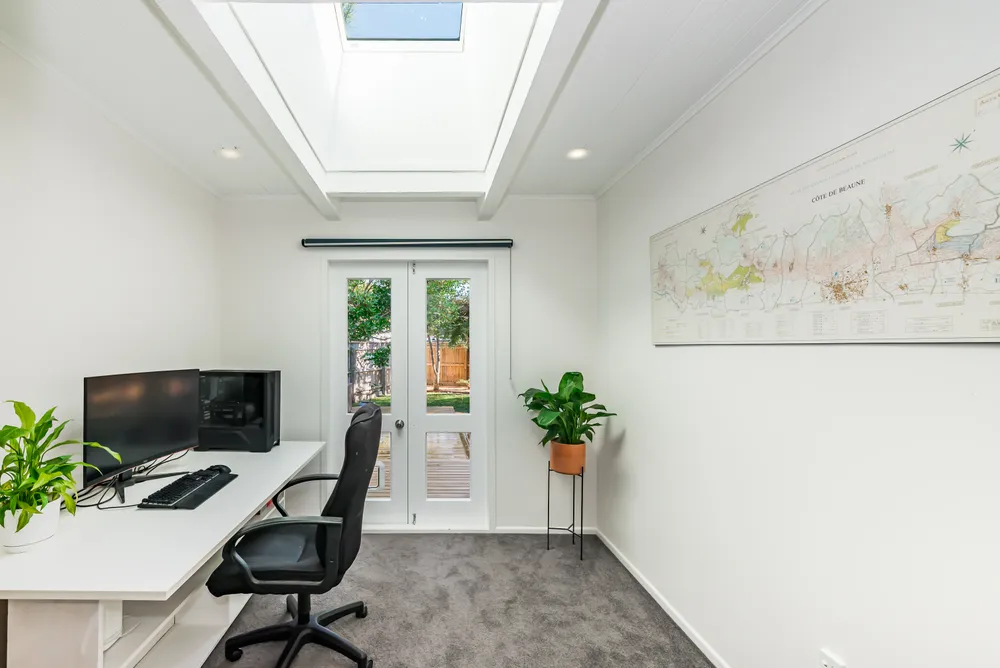 Photos of 16 Wairere Grove