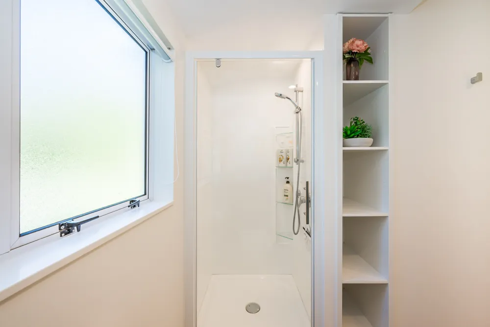 Photos of 16 Wairere Grove