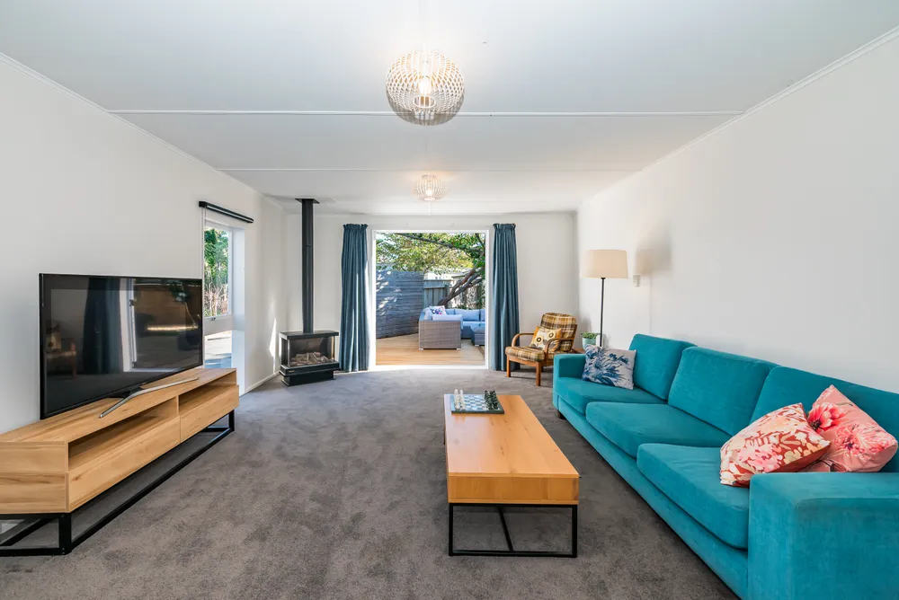Photos of 16 Wairere Grove