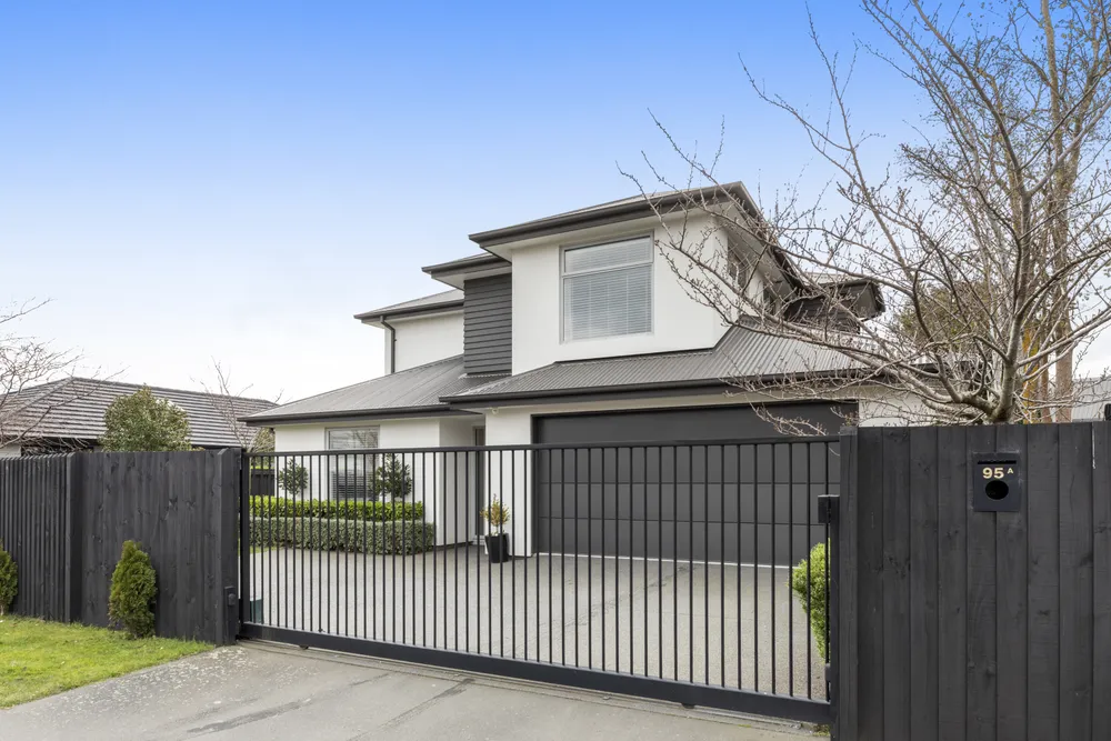 Photos of 95A Edgeware Road