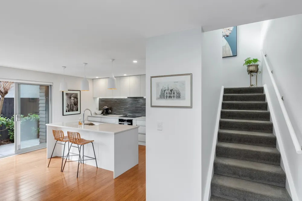 Photos of 95A Edgeware Road