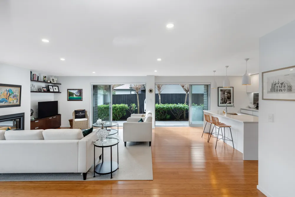 Photos of 95A Edgeware Road