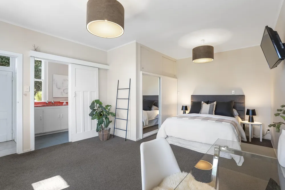 Photos of 718 Remuera Road