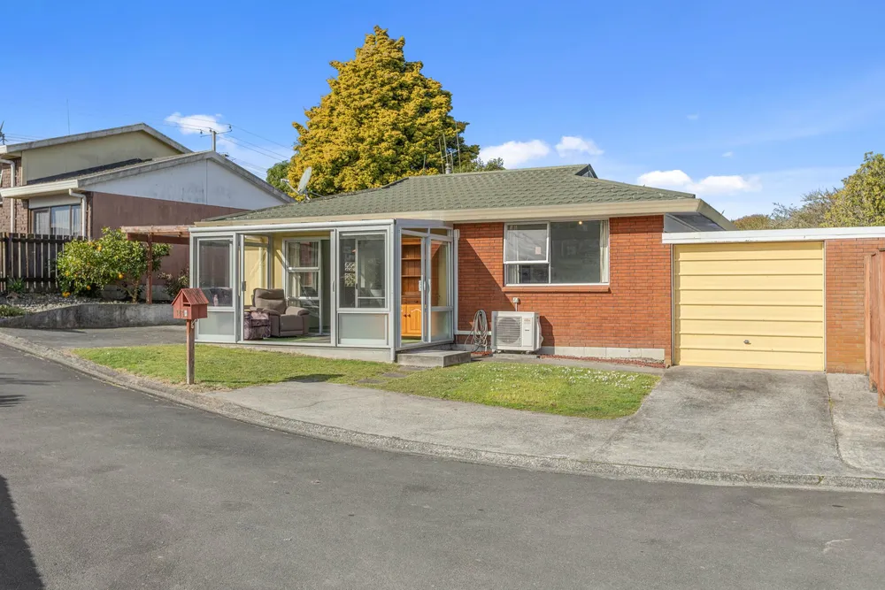 Photos of 343H Te Rapa Road