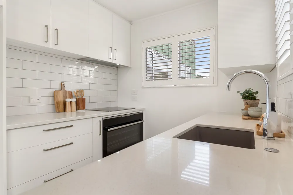 Photos of 2/42 Fairlands Avenue