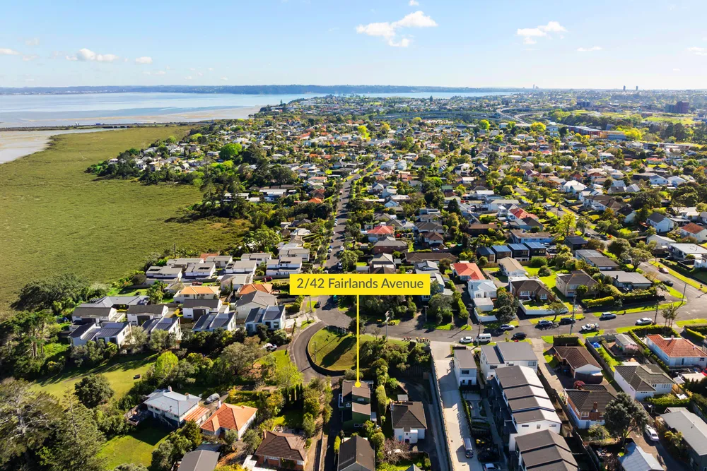 Photos of 2/42 Fairlands Avenue