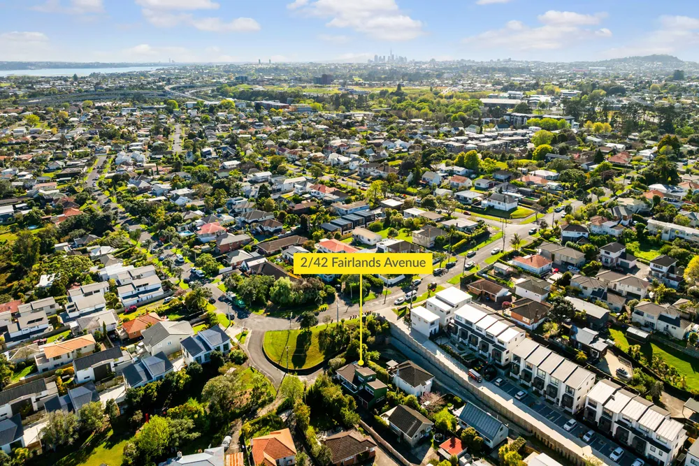 Photos of 2/42 Fairlands Avenue