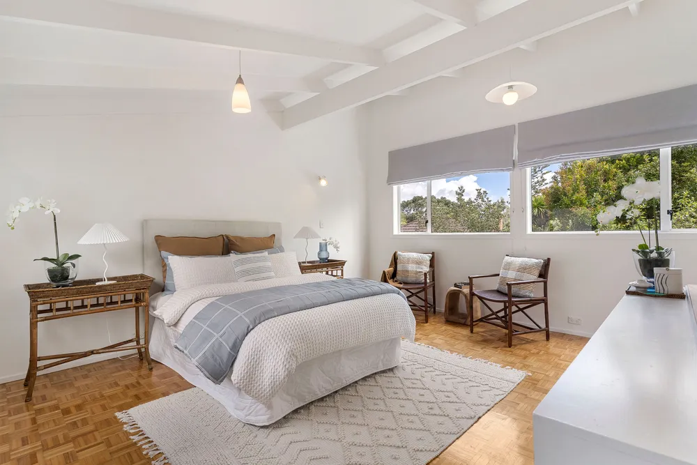 Photos of 2/42 Fairlands Avenue