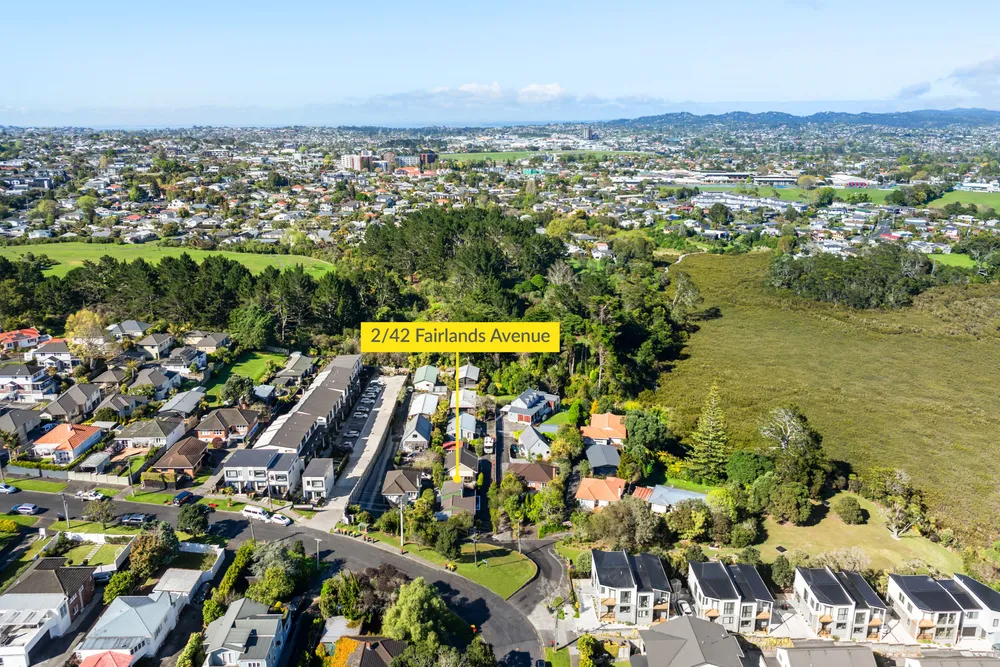Photos of 2/42 Fairlands Avenue