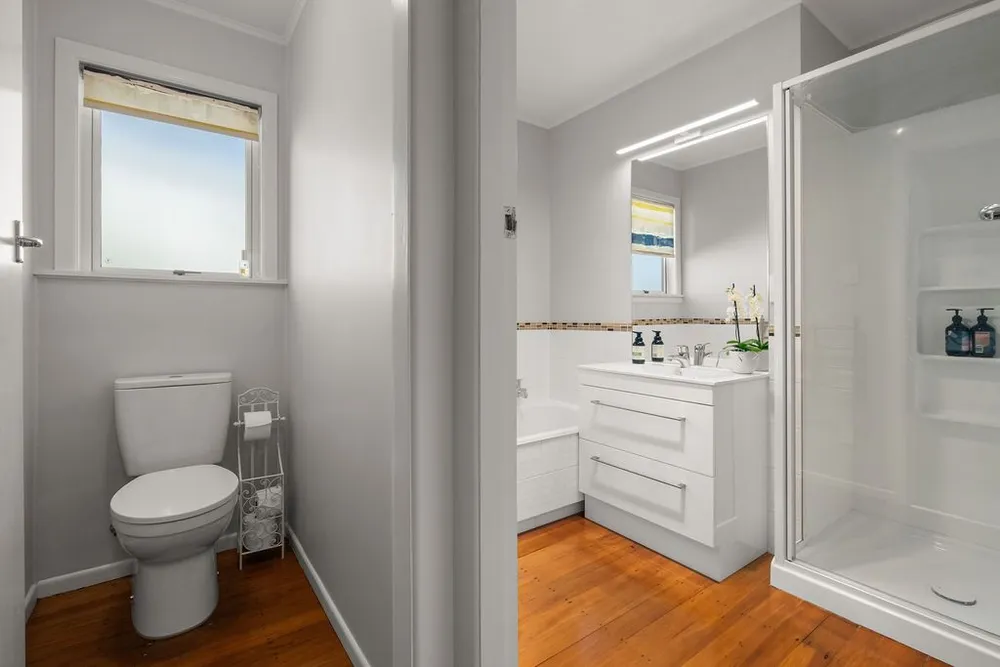 Photos of 13 Argyll Road