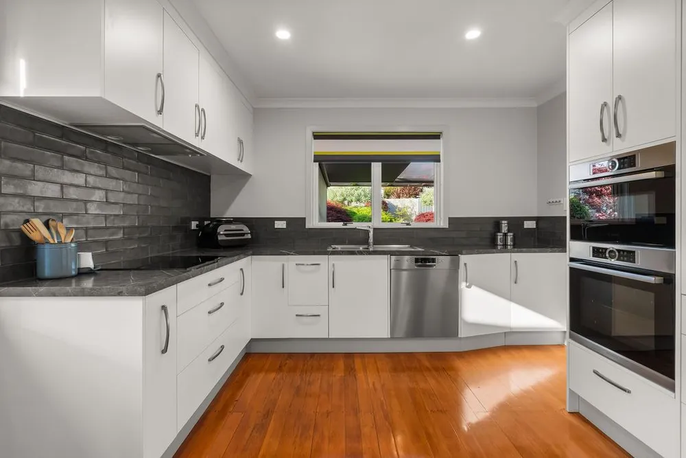 Photos of 13 Argyll Road