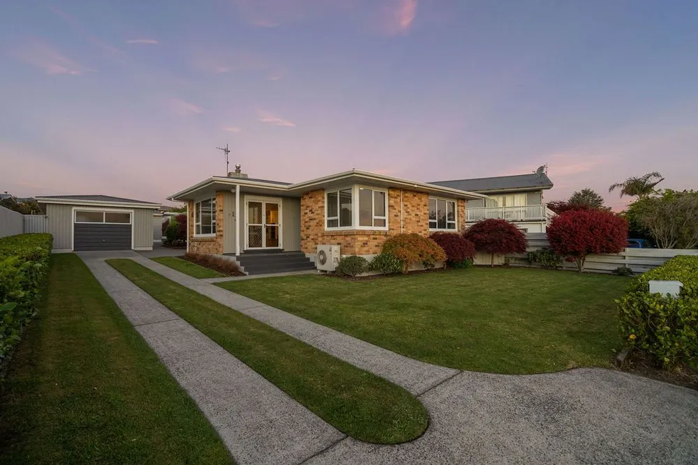 Photos of 13 Argyll Road
