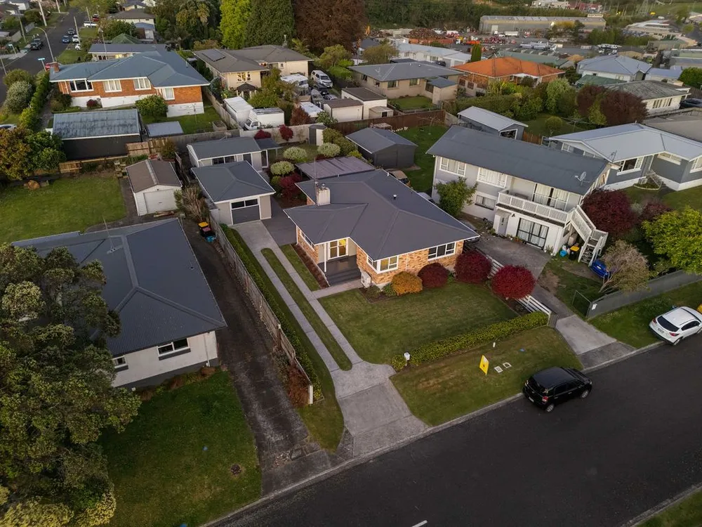 Photos of 13 Argyll Road