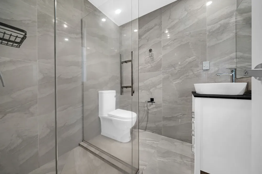 Photos of 18A Oriana Avenue