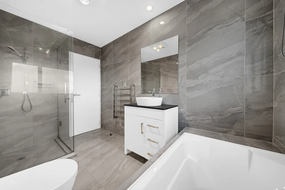 Photos of 18A Oriana Avenue