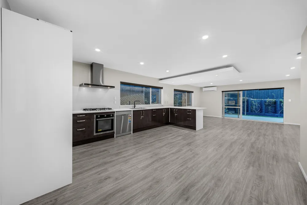 Photos of 18A Oriana Avenue