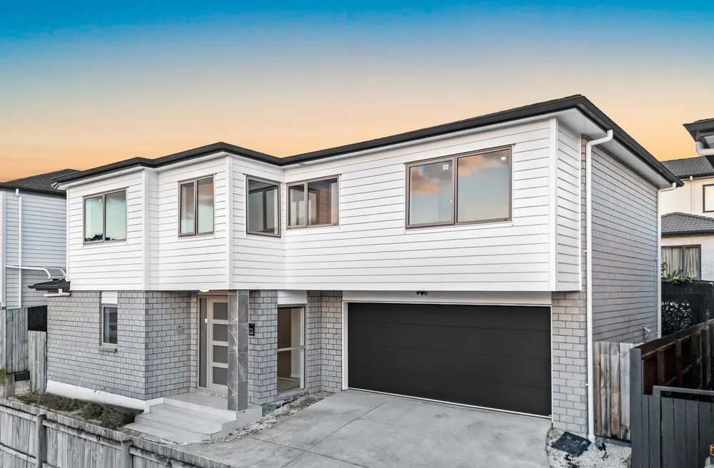 Photos of 18A Oriana Avenue