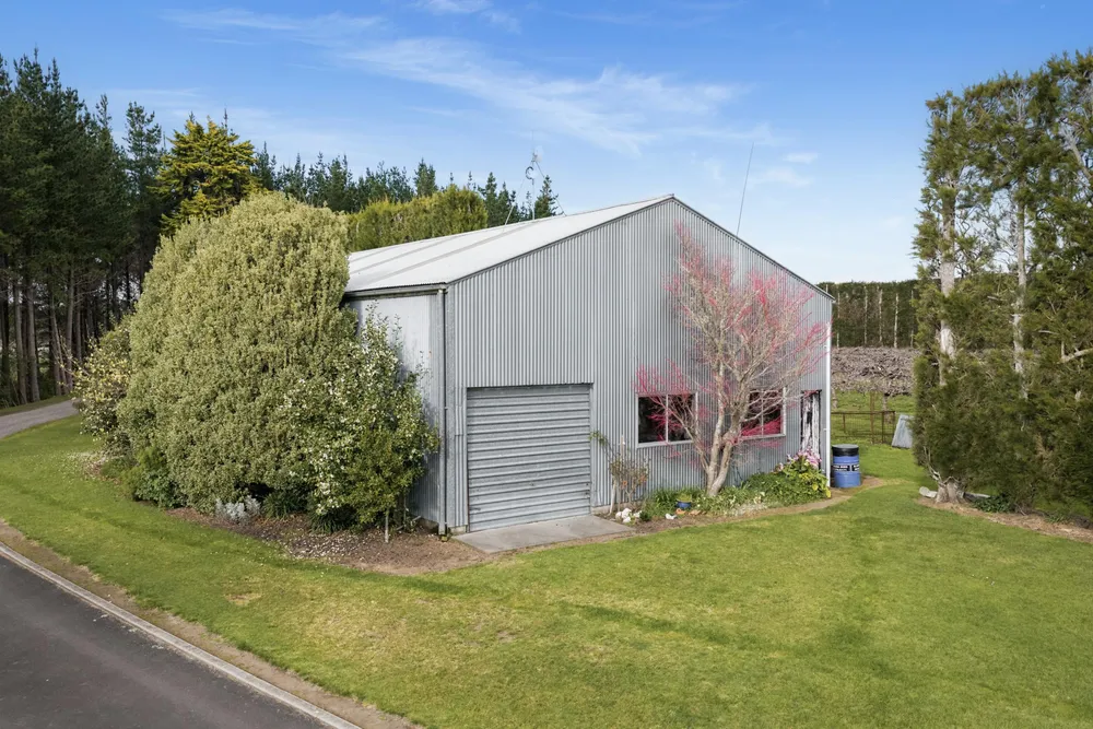 Photos of 195A Tuapiro Road
