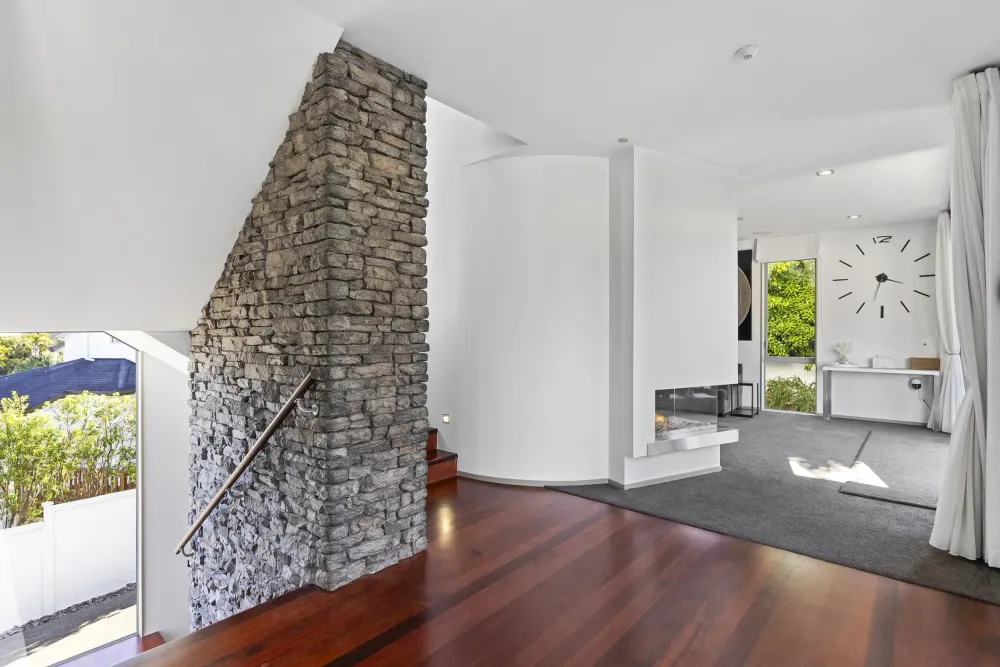 Photos of 123 Beach Road