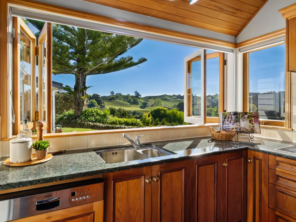 Photos of 149 Crawford Road