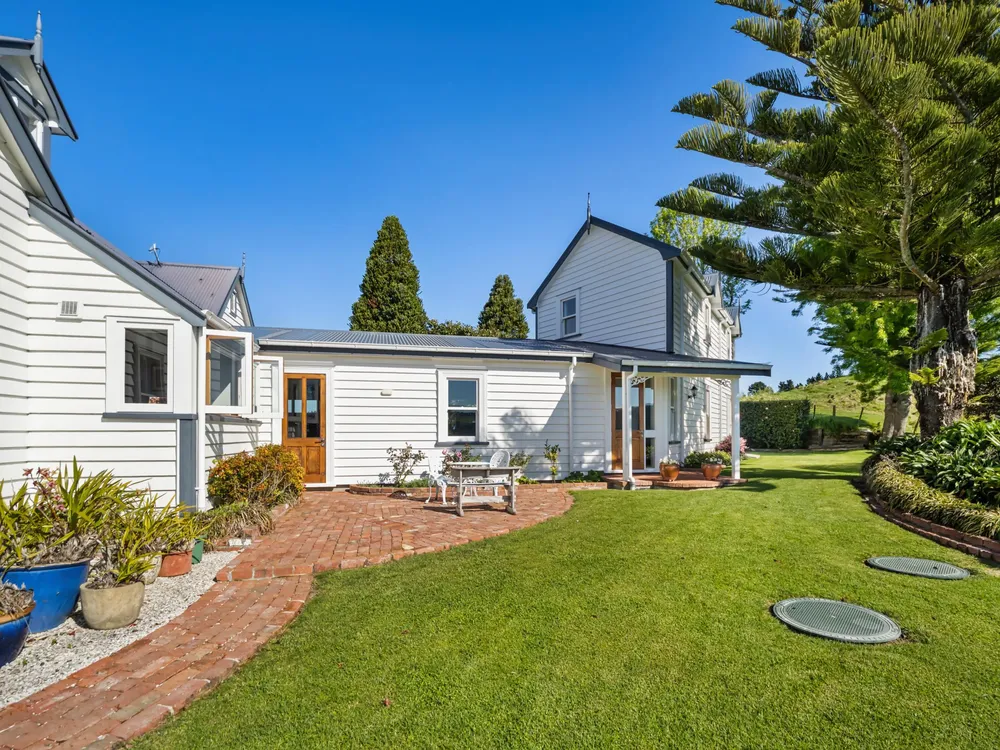 Photos of 149 Crawford Road