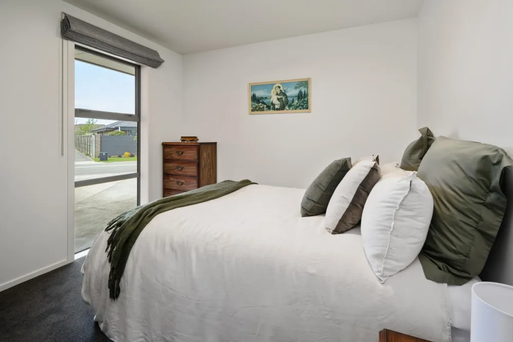 Photos of 12 Camborne Crescent