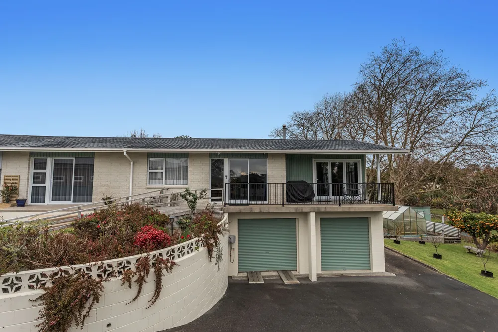 Photos of 11B Strathmore Place