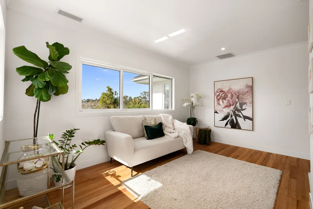 Photos of 33 Sale Street