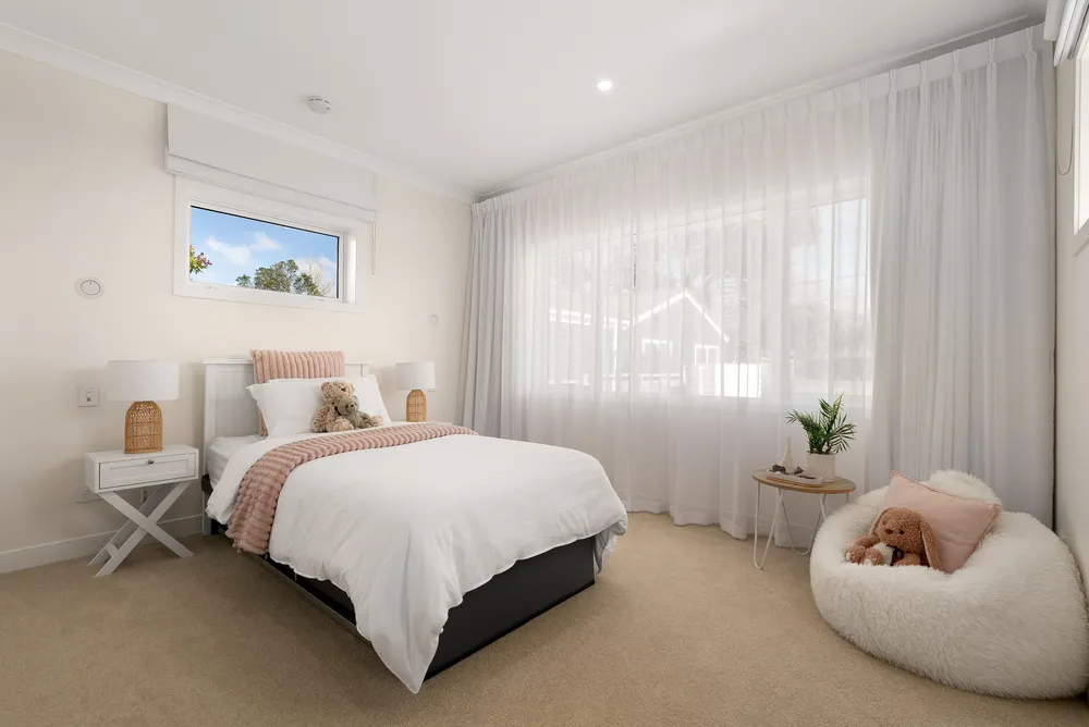 Photos of 33 Sale Street