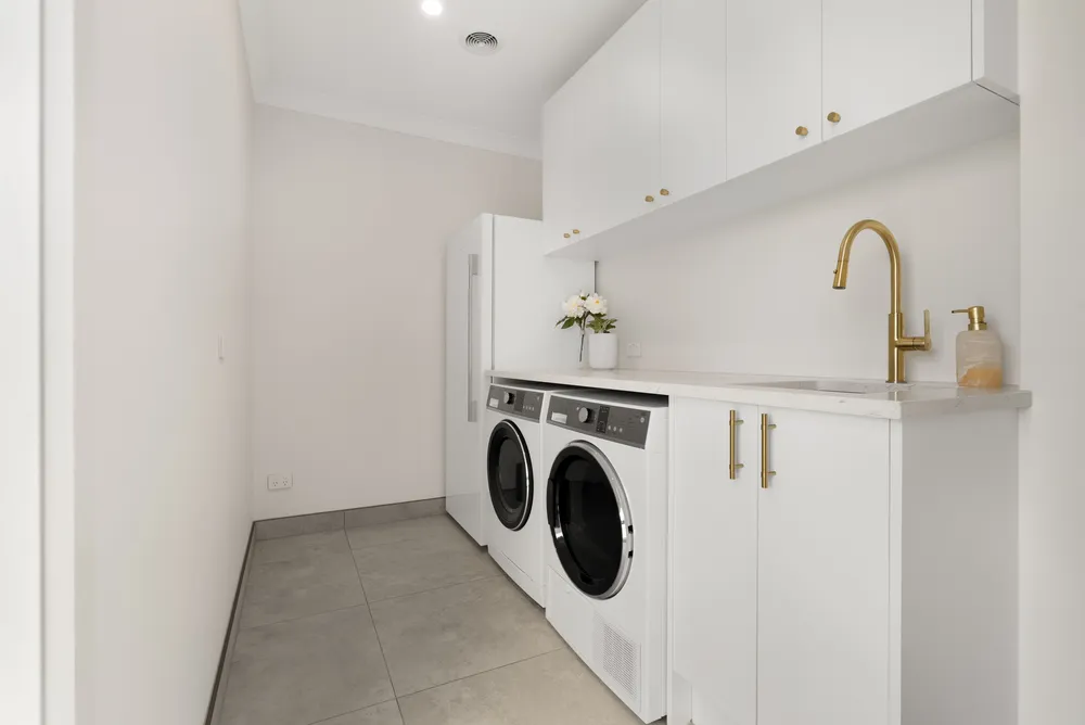 Photos of 33 Sale Street