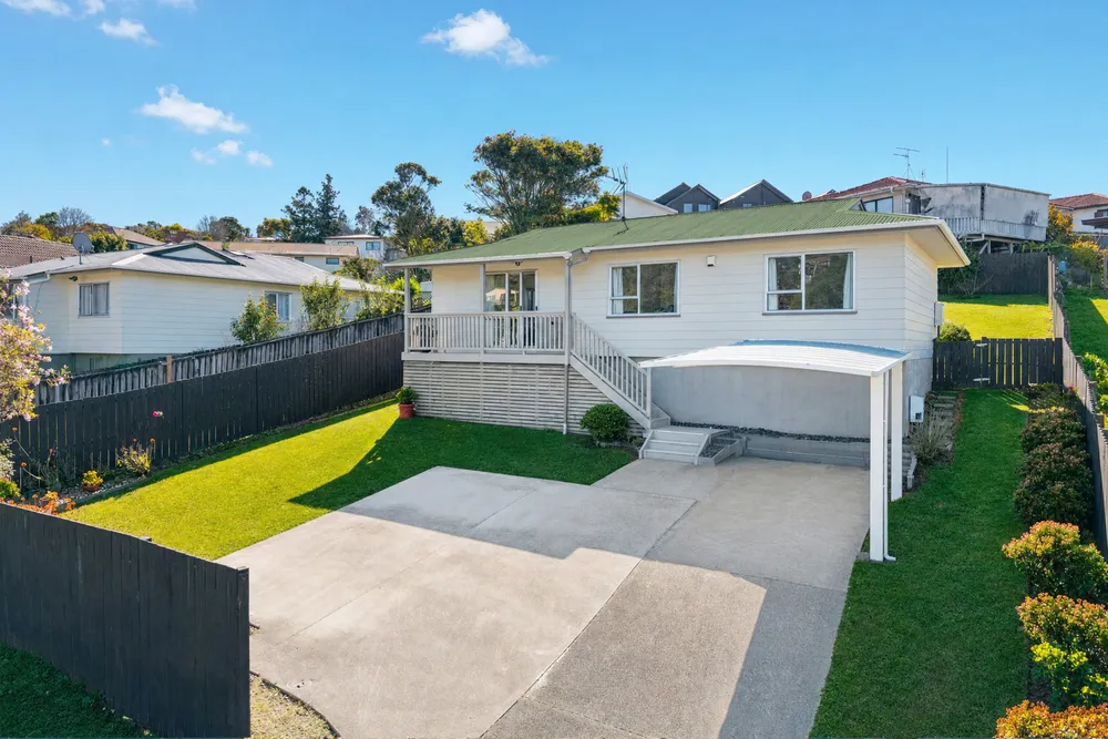 Photos of 42 Trias Road