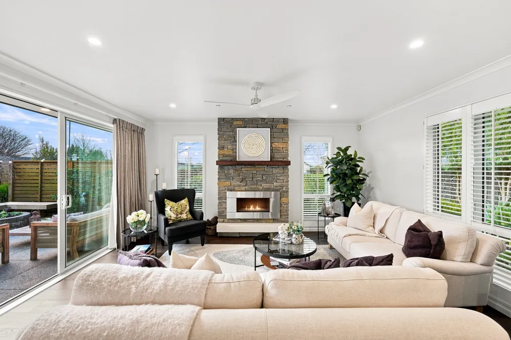 Photos of 125 Pegasus Boulevard