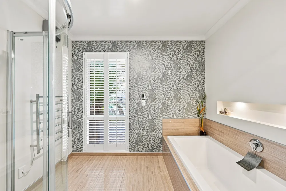 Photos of 125 Pegasus Boulevard