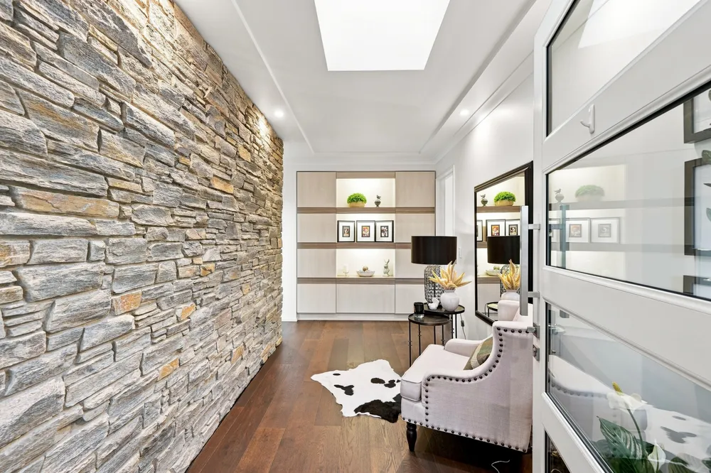 Photos of 125 Pegasus Boulevard