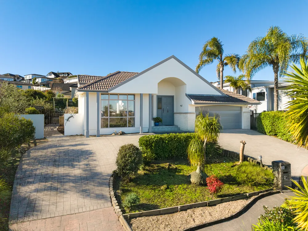Photos of 11 Manu Place
