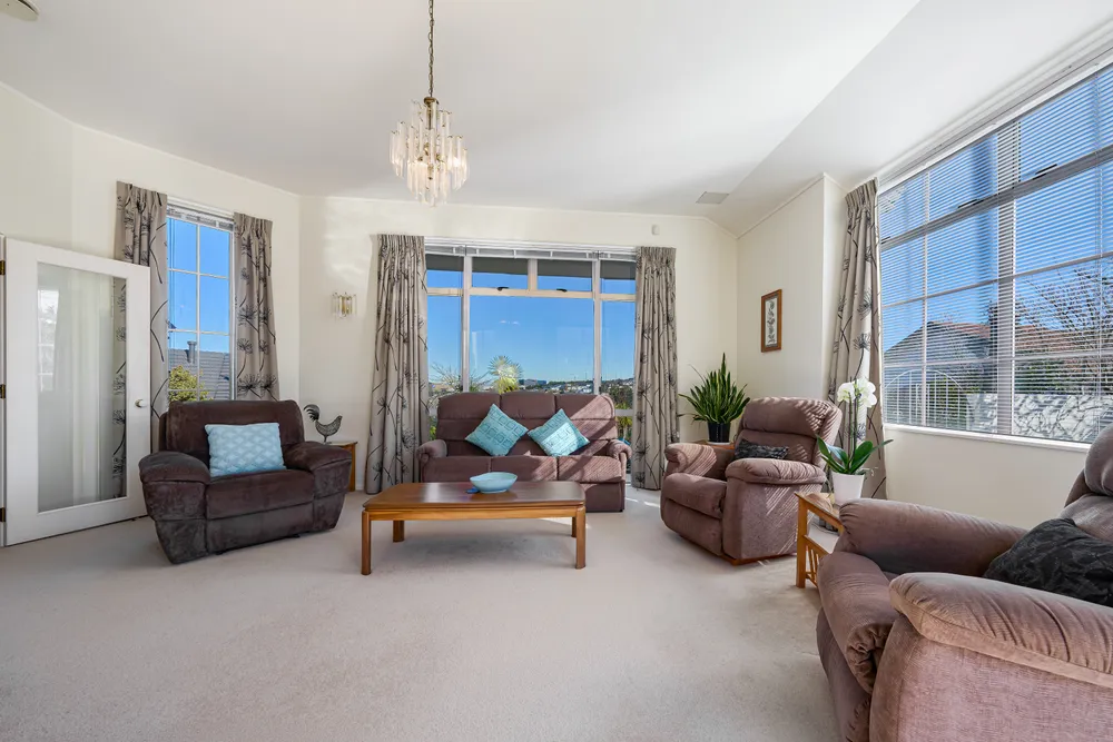 Photos of 11 Manu Place