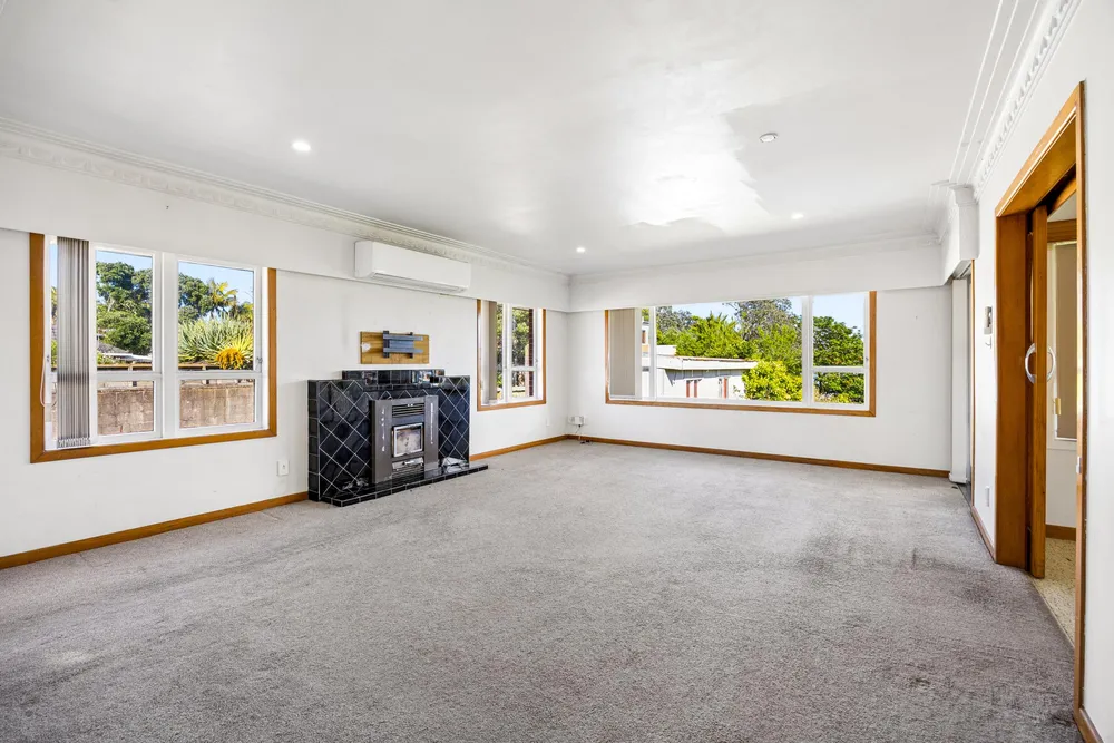Photos of 43 Millen Avenue