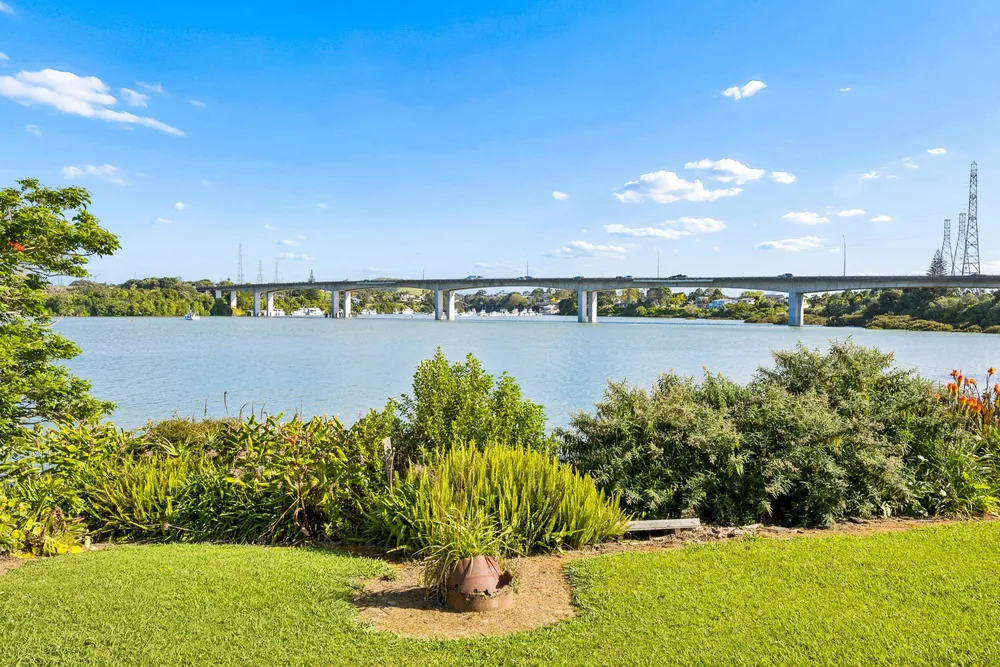 Photos of 43 Millen Avenue