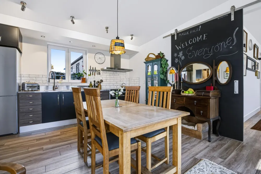 Photos of 27 Tawa Road