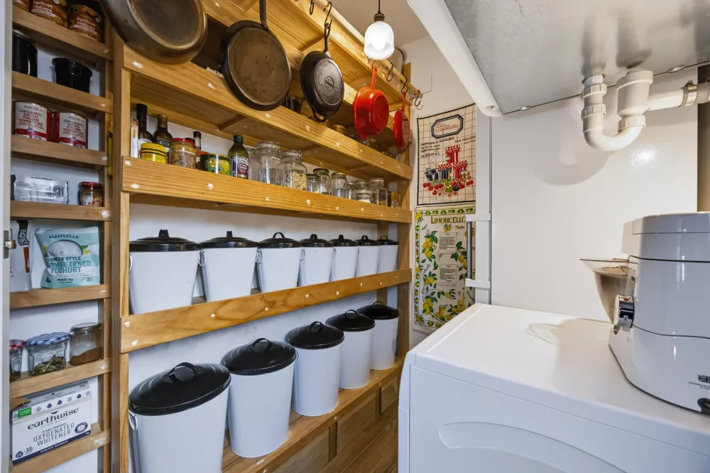 Photos of 27 Tawa Road
